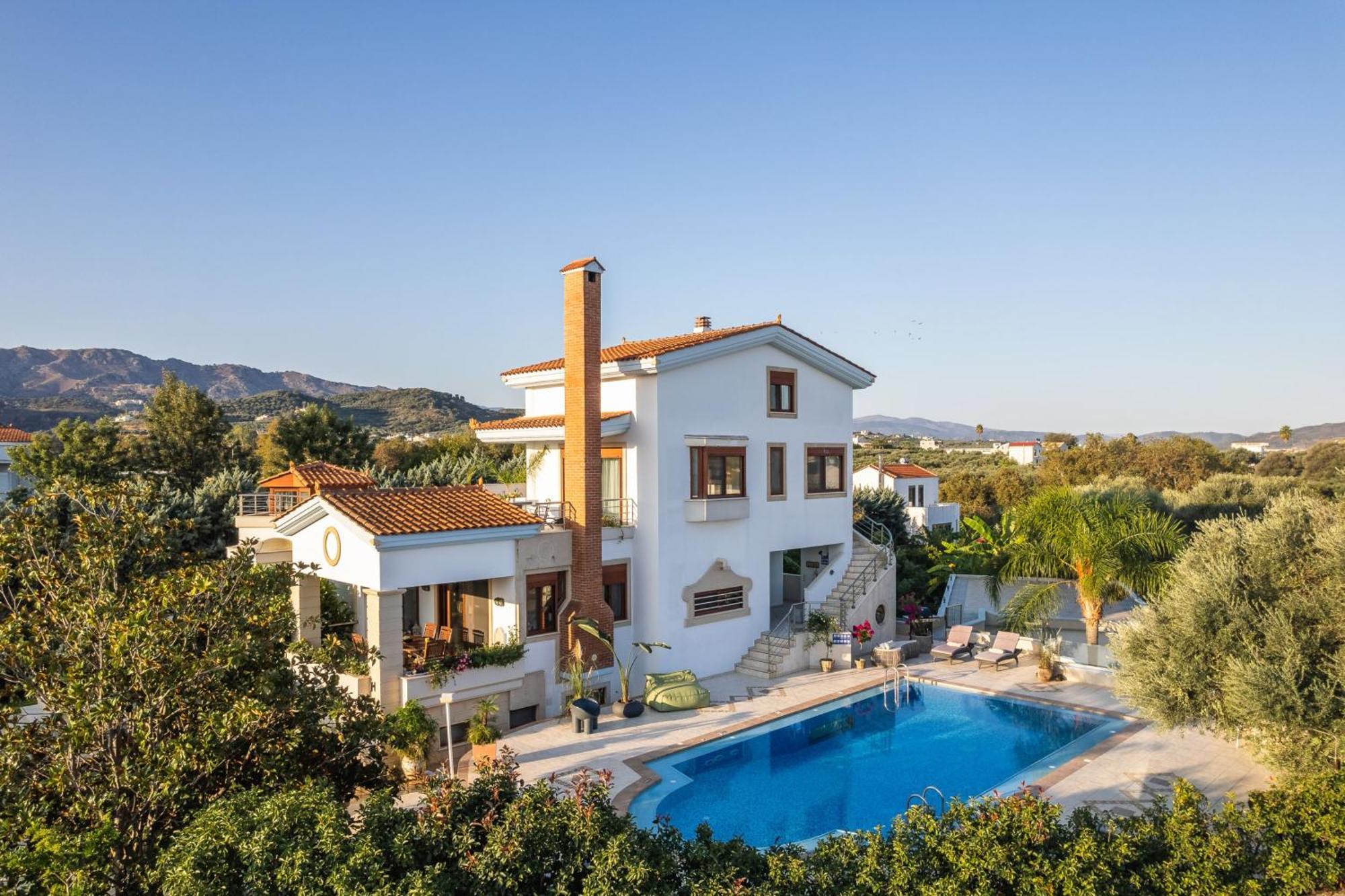 Villa Nikis Chania  ภายนอก รูปภาพ